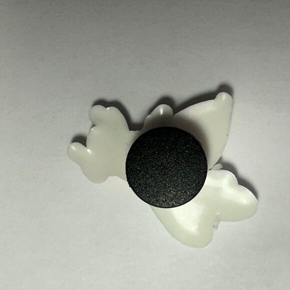 Bee Croc Charm - Picture 2 of 2